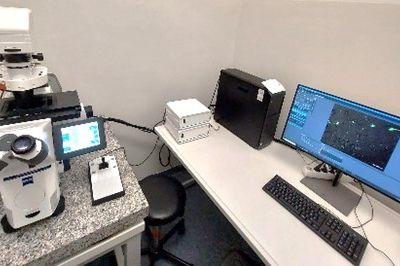Fluorescence microscope (ZEISS)