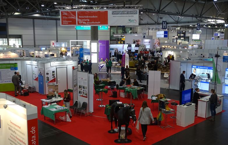 Blick auf den Stand der Veterinärmedizinischen Fakultät aus der Vogelperspektive